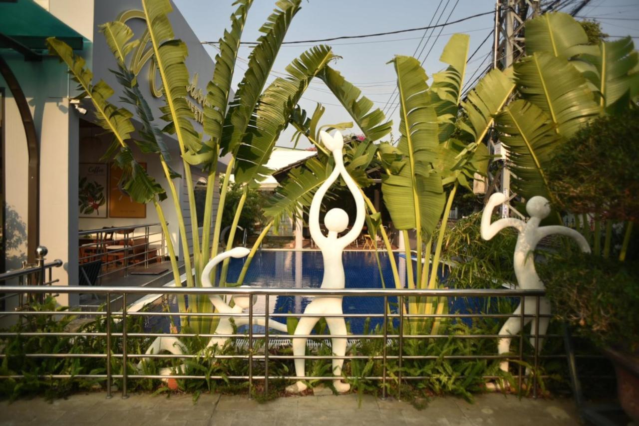 Window Homestay Kon Tum Dış mekan fotoğraf
